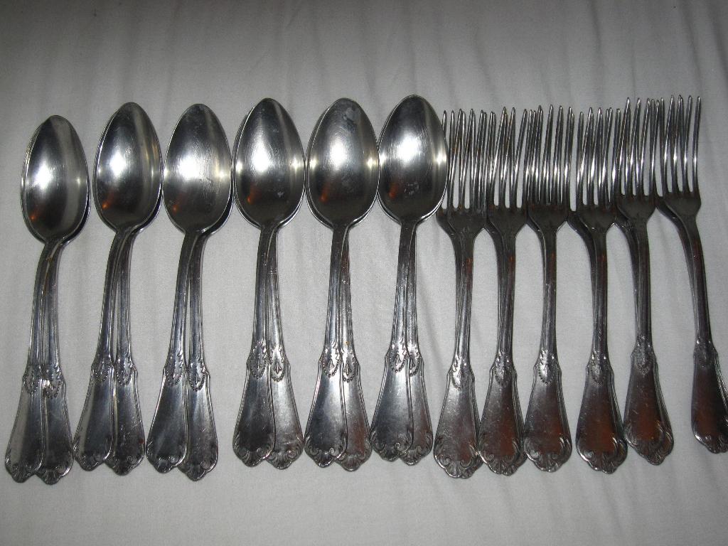 Couverts argenta., Enlèvement ou Envoi