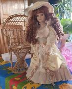 poupée porcelaine, Verzamelen, Poppen, Ophalen of Verzenden, Zo goed als nieuw, Pop