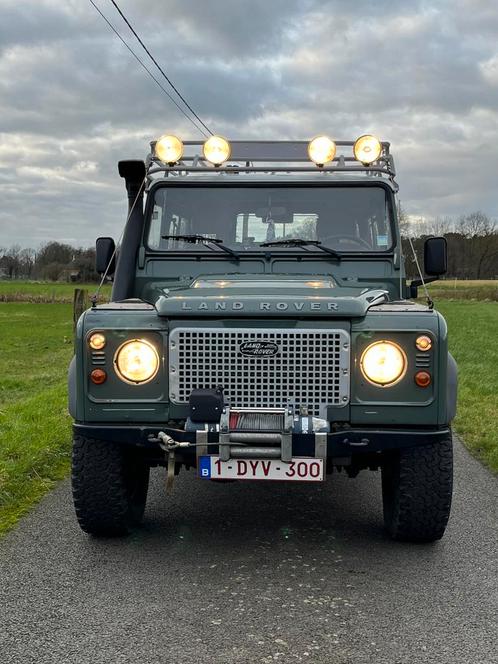 Land rover defender 90 - keswick green - lichte vracht, Auto's, Bestelwagens en Lichte vracht, Particulier, 4x4, Alarm, Apple Carplay