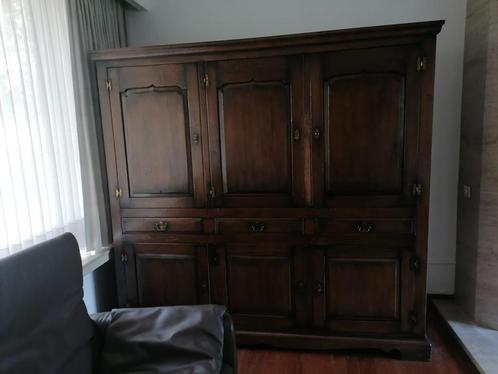 Grote antieke kast, Huis en Inrichting, Kasten | Buffetkasten, Zo goed als nieuw, Ophalen