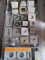Lot d'électricité ancienne Nico et de projecteurs Sencys, Bricolage & Construction, Enlèvement ou Envoi, Utilisé, Interrupteur