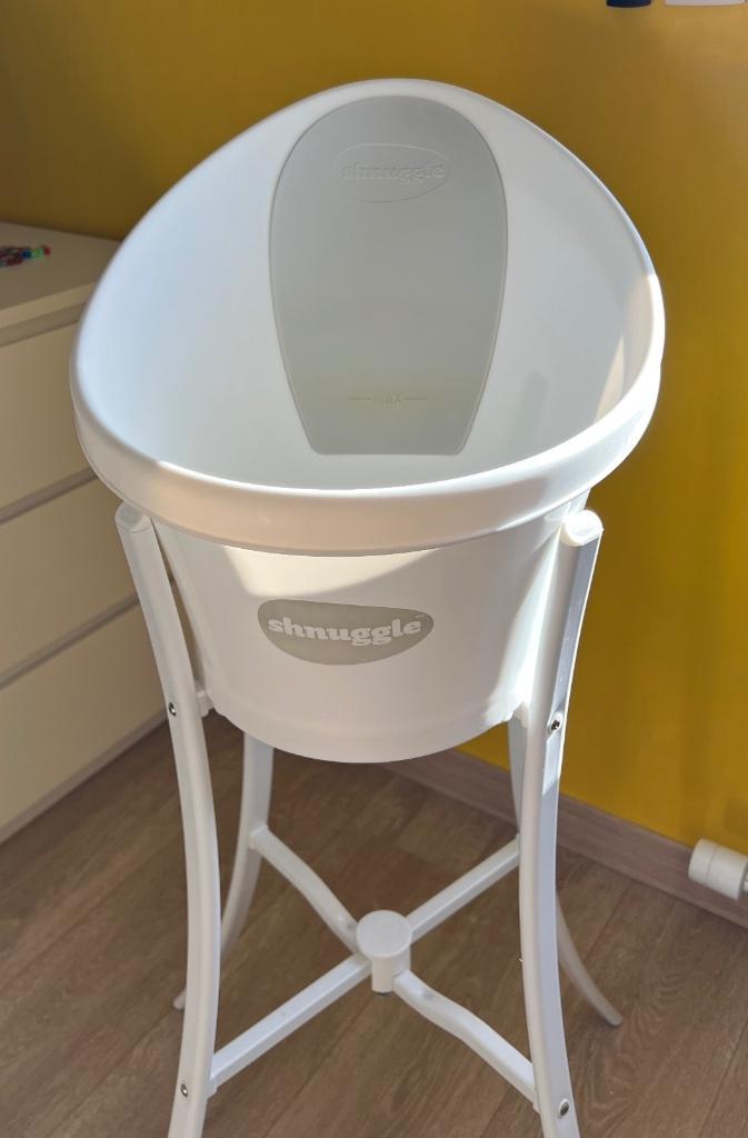 Shnuggle babybad + standaard, Kinderen en Baby's, Badjes en Verzorging, Badje, Overige merken, Standaard, Ophalen