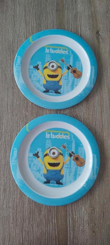 2 eetborden van Minions 'Le Buddies'