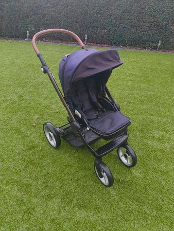Volledige driedelig buggy set mutsy evo beschikbaar voor biedingen