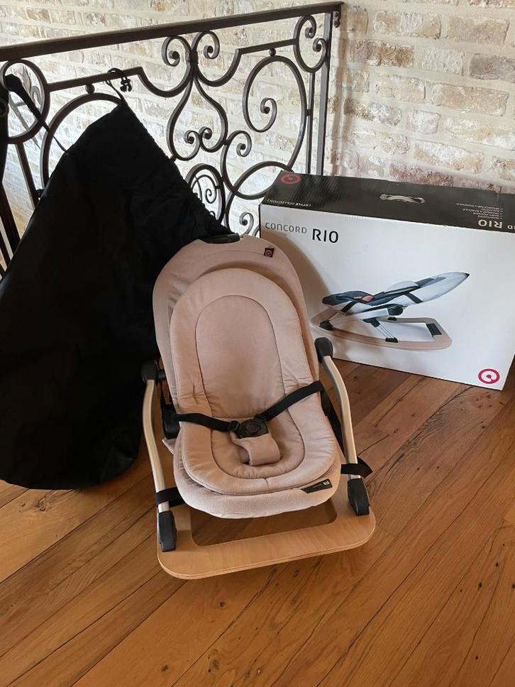 Fauteuil à bascule pour bébé - Concord Rio, Enfants & Bébés, Relax bébé, Comme neuf, Chaise rebondissante, Autres marques, Avec ceinture(s)