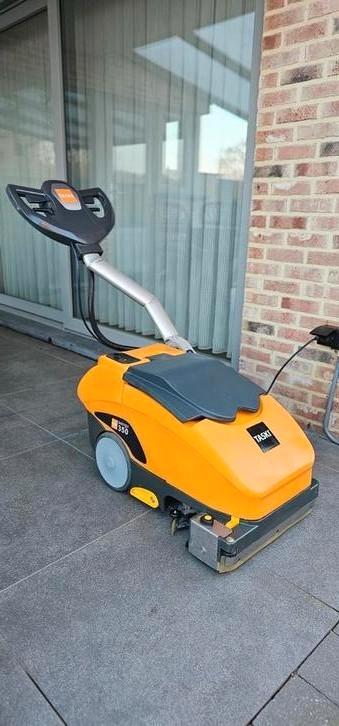 Taski Swingo 350B Schrobzuigmachine op accu, Doe-het-zelf en Bouw, Reinigingsmachines, Gebruikt, Schrobmachine, Ophalen of Verzenden