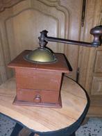 Ancien moulin à café Peugeot frère