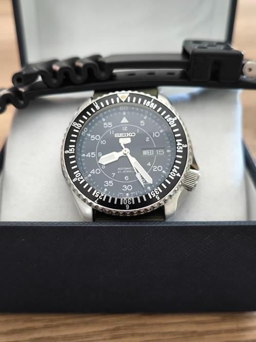 seiko skx007 / skx009  pilot / military 7S26, Handtassen en Accessoires, Horloges | Antiek, Polshorloge, Seiko, Staal, 1960 of later