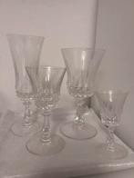 28 Staande glazen van Val Saint Lambert, Verzamelen, Ophalen, Zo goed als nieuw