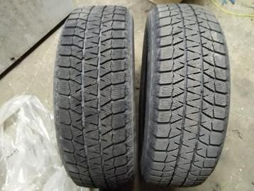 Pneus hiver 185/60/15  88t beschikbaar voor biedingen