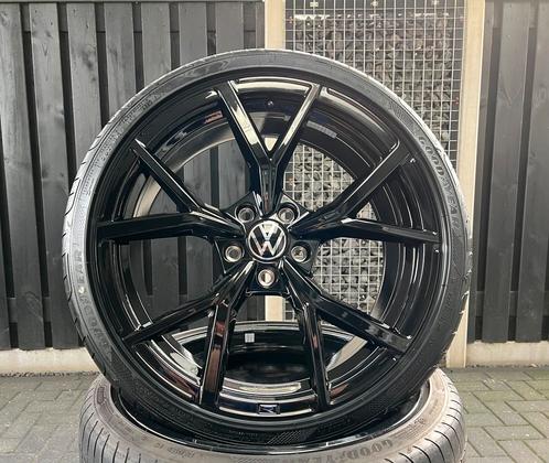 ZGAN Originele 19” VW Golf 8 R Estoril GTI R-line LM velgen, Auto-onderdelen, Banden en Velgen, Banden en Velgen, Zomerbanden