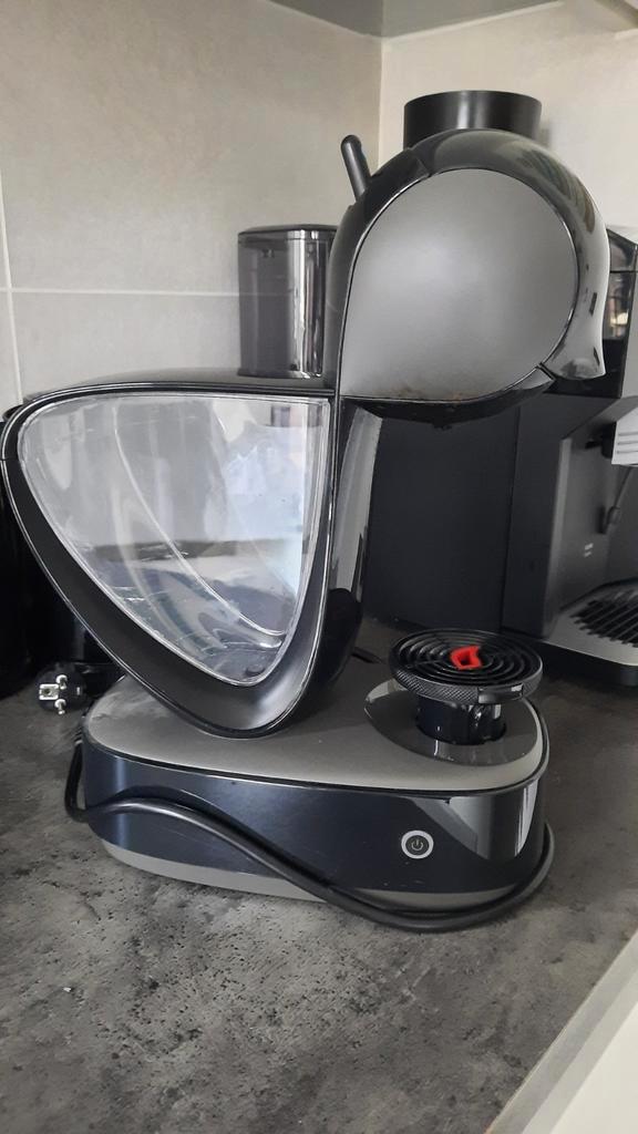 Dolce Gusto, Electroménager, Cafetières, Comme neuf, Machine à espresso, Réservoir d'eau amovible, Enlèvement
