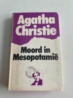 Agatha Christie : " Moord in Mesopotamië " nr 29 1974, Boeken, Detectives, Ophalen of Verzenden, Gelezen, Agatha Christie