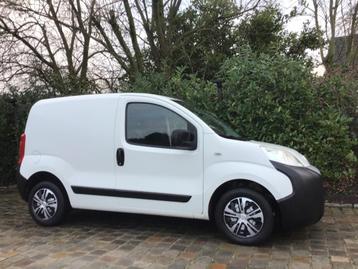 Fiât fiorino model 2016 88000 km 12 essence 