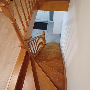 Houten beuken trap beschikbaar voor biedingen