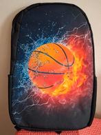 Nieuwe zwarte rugzak met motief "basketball"., Handtassen en Accessoires, 25 tot 40 cm, Nieuw, Ophalen of Verzenden, Waterdicht