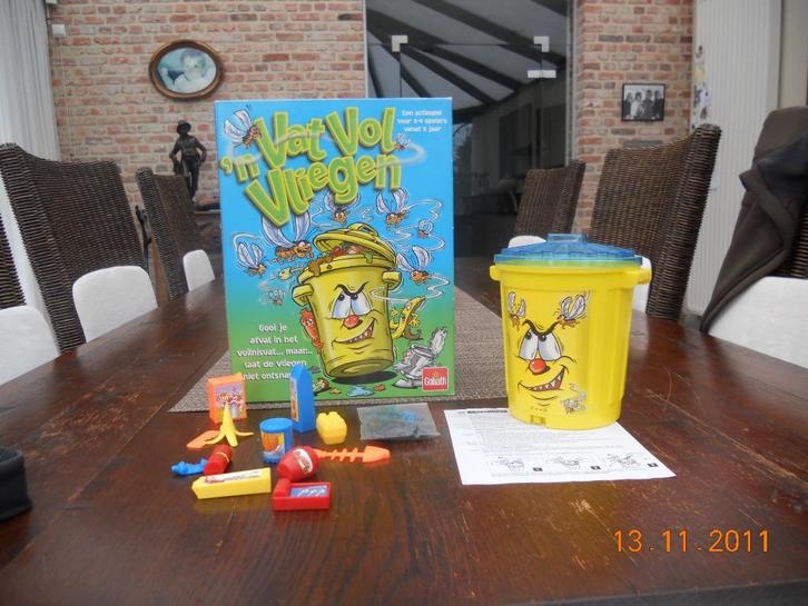 gezelschapsspel Goliath: Een vat vol vliegen, Hobby en Vrije tijd, Gezelschapsspellen | Bordspellen, Zo goed als nieuw, Ophalen