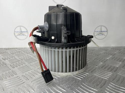 Kachel Ventilatiemotor van een Mercedes Vito, Auto-onderdelen, Overige Auto-onderdelen, Mercedes-Benz, Gebruikt, 3 maanden garantie