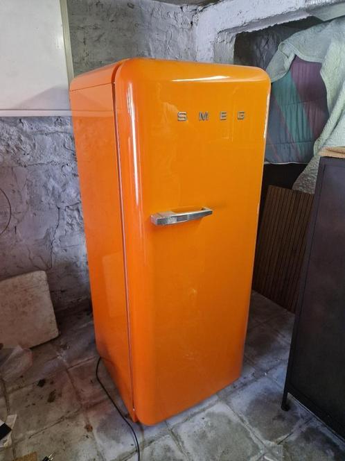 SMEG KOELKAST, Elektronische apparatuur, Koelkasten en IJskasten, Gebruikt, Met vriesvak, Ophalen