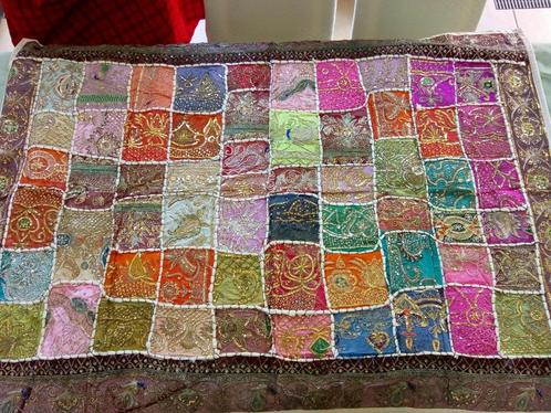 Indian handmade cloth/patchwork, Antiek en Kunst, Antiek | Keramiek en Aardewerk, Ophalen of Verzenden