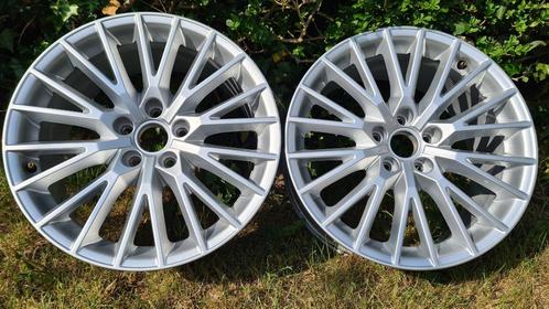 2x AUDI velgen 18" (8S0601025D), Auto-onderdelen, Banden en Velgen, Velg(en), 18 inch, Ophalen