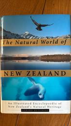 The natural world of New Zealand, Ophalen of Verzenden, Gelezen