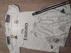 Voetbal shirt en broek Adidas Modric, Sport en Fitness, Voetbal, Maat XS of kleiner, Ophalen, Zo goed als nieuw, Shirt