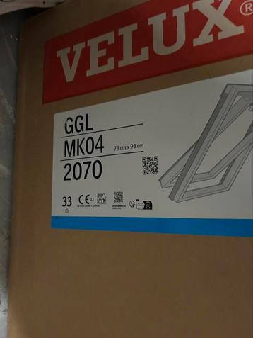 Velux GGL MK04 2070 met aansluitset, Ophalen, Gevelraam of Ruit, Minder dan 80 cm, Nieuw