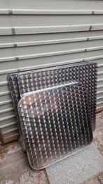 Tafelbladen inox, Enlèvement