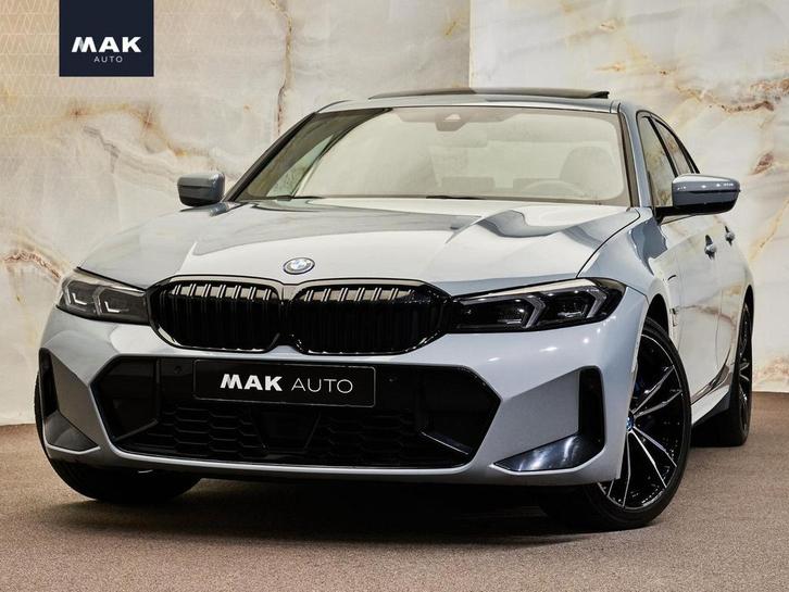 BMW 330 3-serie Limousine 330e xDrive M Sport Pro, M Stoelen, Auto's, BMW, Bedrijf, 3 Reeks, 4x4, ABS, Adaptieve lichten, Adaptive Cruise Control