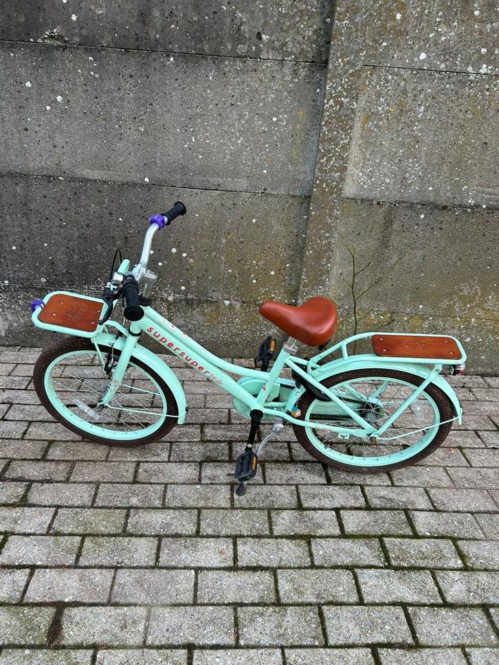 SuperSuper Cooper Bamboo Meisjesfiets 20 inch Pistache Groen, Fietsen en Brommers, Fietsen | Meisjes, Zo goed als nieuw, 20 inch
