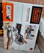 Black en decker afkort en verstekzaag 1600W, 216mm blad,, Ophalen of Verzenden, Nieuw