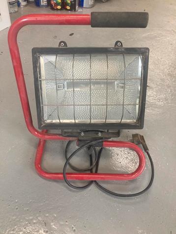 Halogeen lamp 1000watt beschikbaar voor biedingen