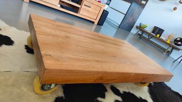 Teak salontafel houten teakhout salon tafel met wielen beschikbaar voor biedingen