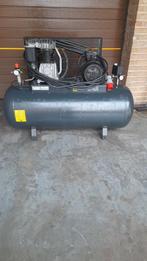 COMPRESSOR 300L 5.5HP TE KOOP, Doe-het-zelf en Bouw, Ophalen, Zo goed als nieuw