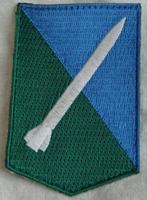 Embleem Mouw DT2000 DGLC, Koninklijke Landmacht, va 2012.(2), Ophalen of Verzenden, Landmacht, Embleem of Badge