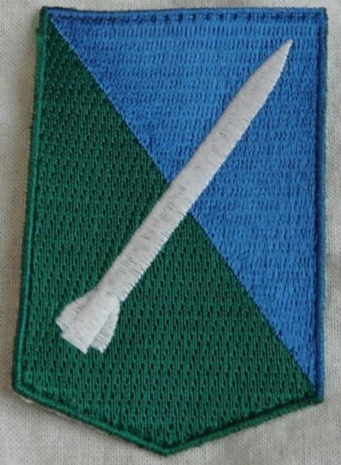 Embleem Mouw DT2000 DGLC, Koninklijke Landmacht, va 2012.(2), Verzamelen, Militaria | Algemeen, Landmacht, Embleem of Badge, Ophalen of Verzenden