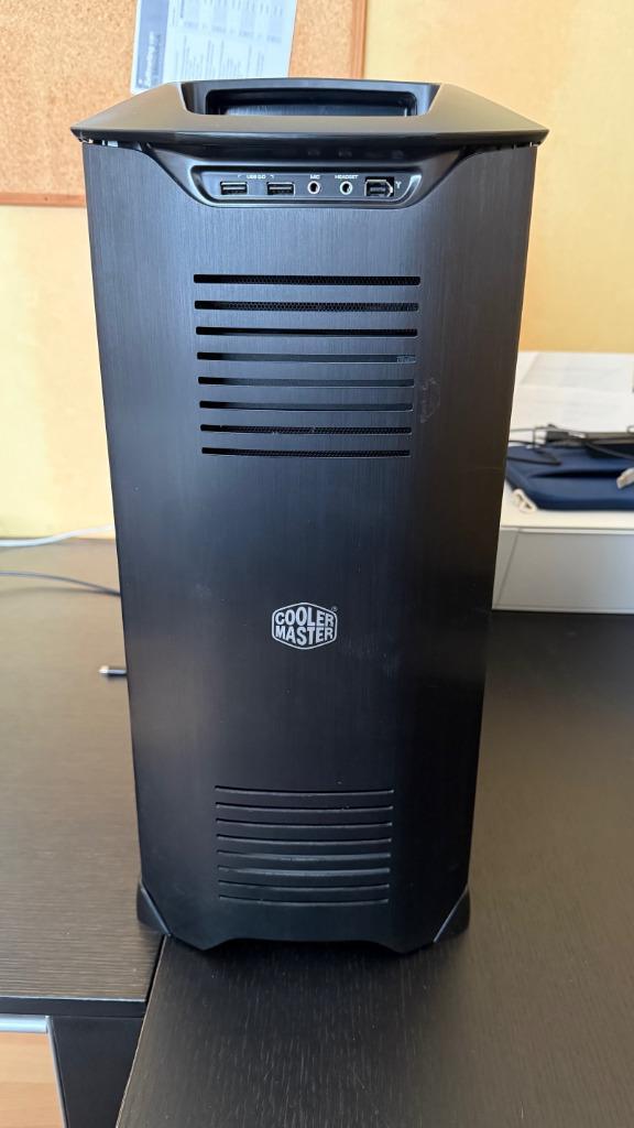 Cooler Master Full Tower Case - CM Stacker 832, Informatique & Logiciels, Boîtiers d'ordinateurs, Comme neuf, Enlèvement