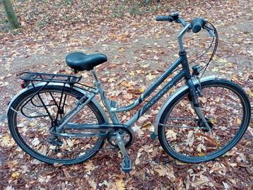Rijklaar damesfiets 28 inch/6v/ kleiner maat (155-170) cm beschikbaar voor biedingen