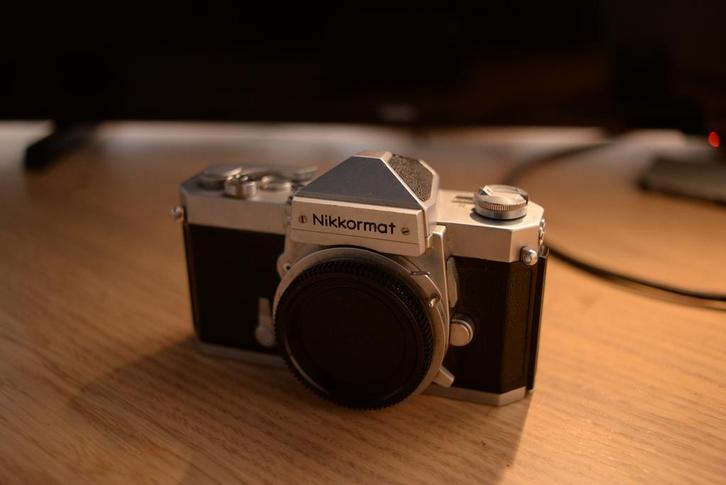 Nikon Nikkormat FT en lens, Audio, Tv en Foto, Fotocamera's Analoog, Gebruikt, Nikon, Ophalen