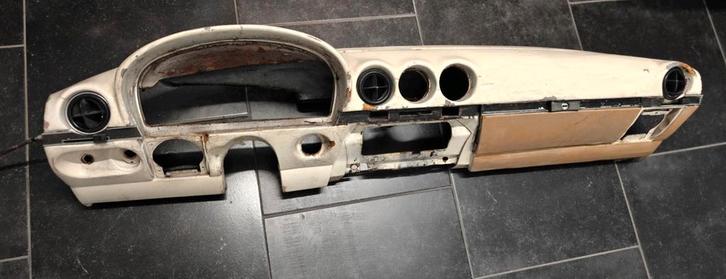 Mercedes SL R107 dashboard met handschoenklep, Auto-onderdelen, Dashboard en Schakelaars, Gebruikt, Ophalen of Verzenden