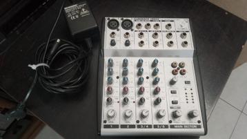 Mixer Behringer werkt perfect koopje  beschikbaar voor biedingen