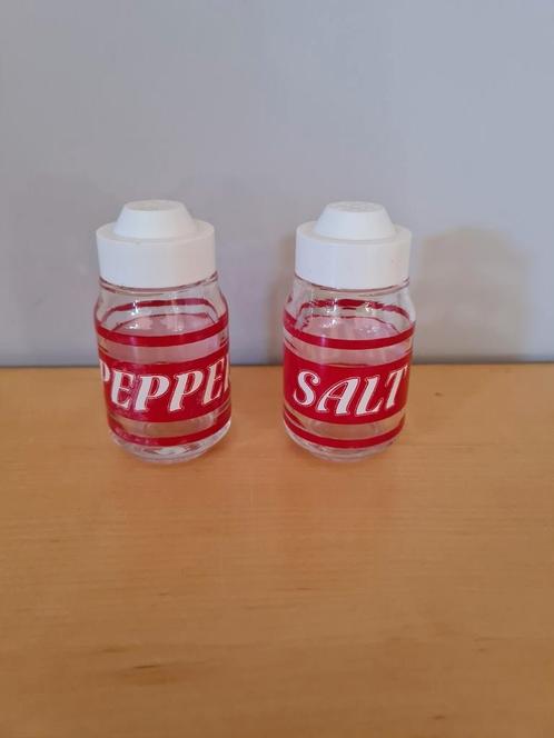 Vintage zout- en pepervaatje, salt en pepper made in Italy, Huis en Inrichting, Keuken | Servies, Gebruikt, Overige typen, Glas