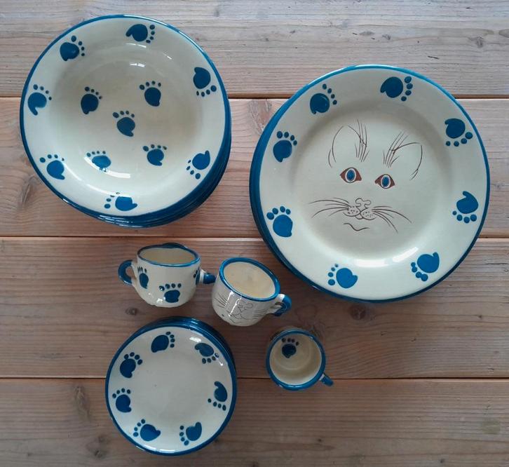Mooie serviesset 24-delig keramiek - Kop kat / poes, Huis en Inrichting, Keuken | Servies, Keramiek, Ophalen of Verzenden