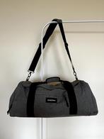 Weekendtas Eastpak, Handtassen en Accessoires, Tassen | Reistassen en Weekendtassen, 60 tot 80 cm, Grijs, 35 tot 55 cm, Ophalen of Verzenden