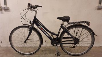 damesfiets stadsfiets  beschikbaar voor biedingen
