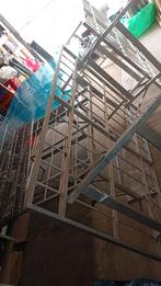 2 parasols en opvouwbare aluminium tafel voor de markt, Tuin en Terras