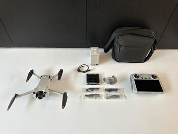 DJI MINI 3 PRO Fly More Combo - garantie - 3 accu’s-occasion beschikbaar voor biedingen