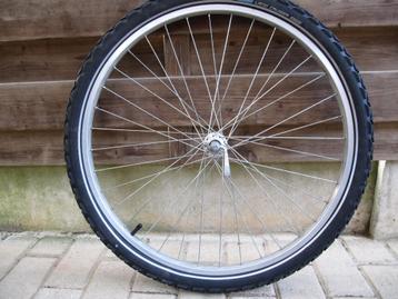 MTB voorwiel met nieuwe SCHWALBE band in Tielt- Winge beschikbaar voor biedingen