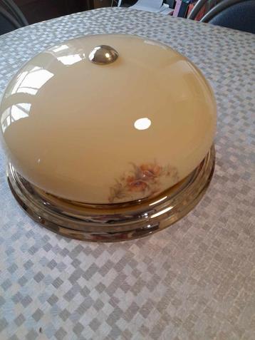 opaline plafonnière beschikbaar voor biedingen